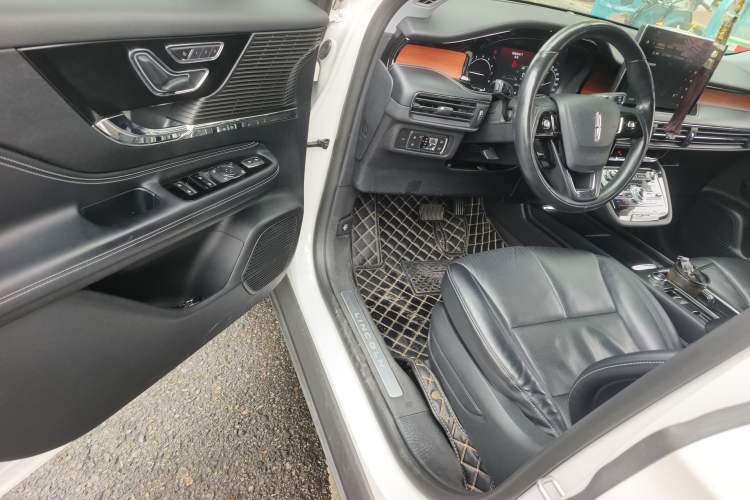 Used Lincoln Corsair 2020 2.0T Four-Wheel Drive Luxury Edition Driver Seat