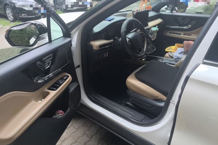 Used Lincoln Corsair 2020 2.0T Two-Wheel Drive Luxury Edition Driver Seat