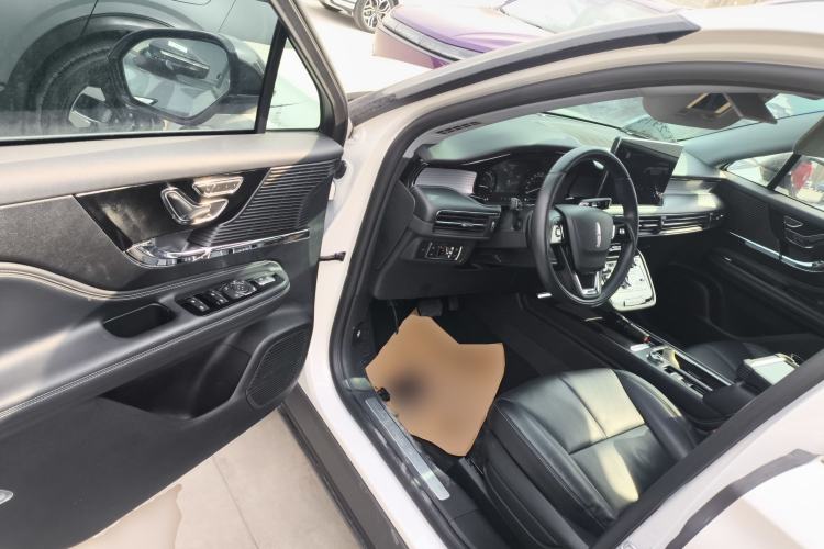 Used Lincoln Corsair 2020 2.0T Two-Wheel Drive Luxury Edition Driver Seat