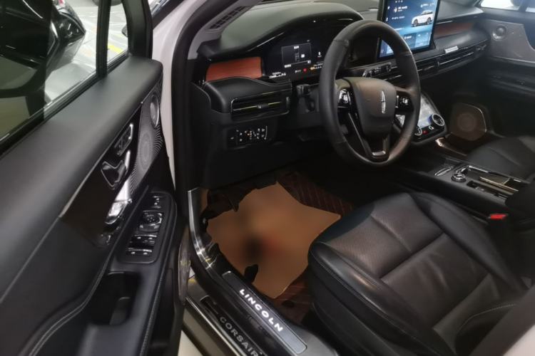 Used Lincoln Corsair 2020 2.0T Two-Wheel Drive Luxury Edition Driver Seat