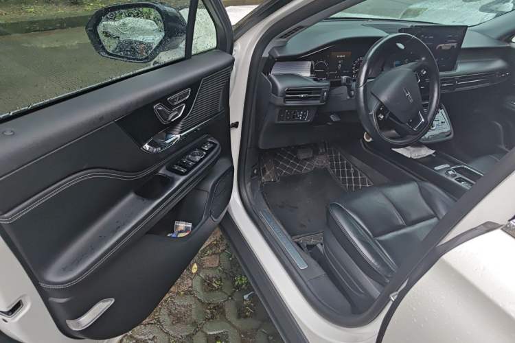Used Lincoln Corsair 2020 2.0T Two-Wheel Drive Luxury Edition Driver Seat