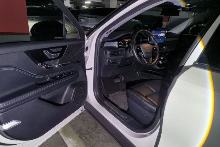 Used Lincoln Corsair 2020 2.0T Two-Wheel Drive Luxury Edition Driver Seat