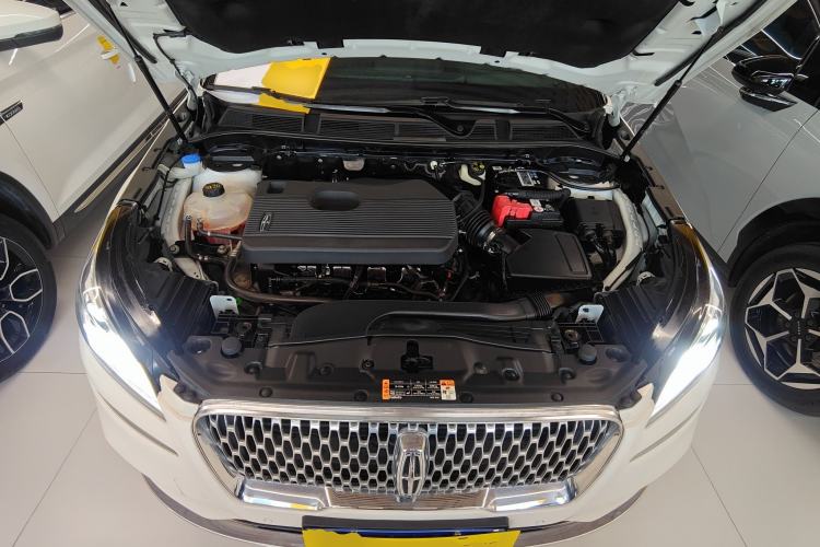 Used Lincoln Corsair 2020 2.0T Four-Wheel Drive Prestige Edition Engine Bay