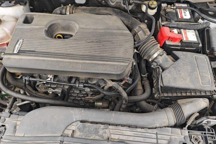 Used Lincoln Corsair 2020 2.0T Two-Wheel Drive Luxury Edition Engine Bay