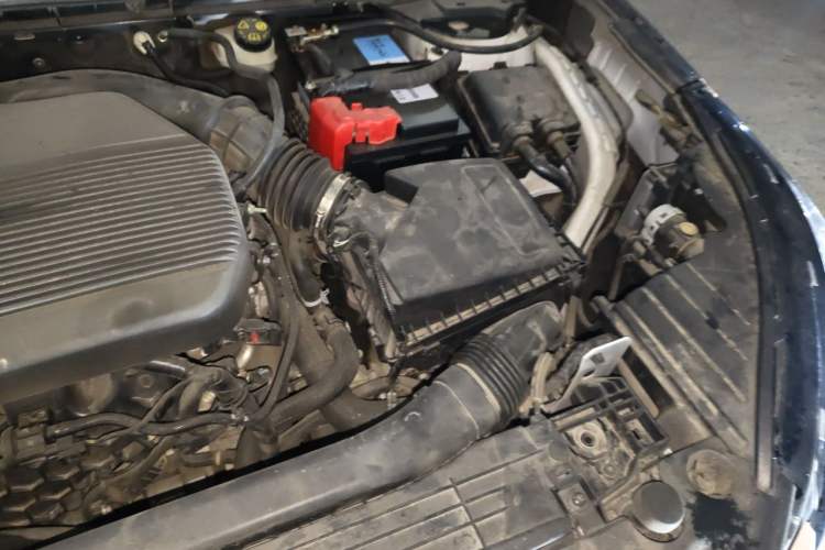 Used Lincoln Corsair 2020 2.0T Two-Wheel Drive Luxury Edition Engine Bay Left