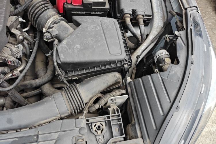 Used Lincoln Corsair 2020 2.0T Two-Wheel Drive Luxury Edition Engine Bay Left