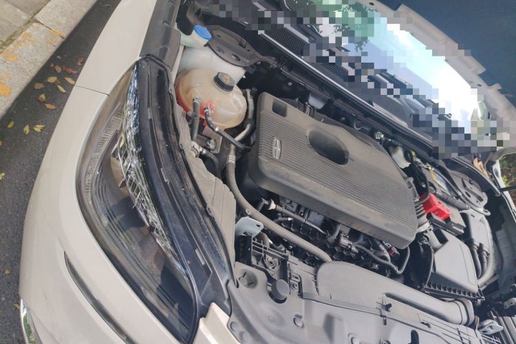Used Lincoln Corsair 2020 2.0T Two-Wheel Drive Luxury Edition Engine Bay Right