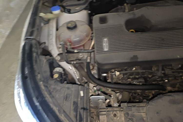 Used Lincoln Corsair 2020 2.0T Two-Wheel Drive Luxury Edition Engine Bay Right