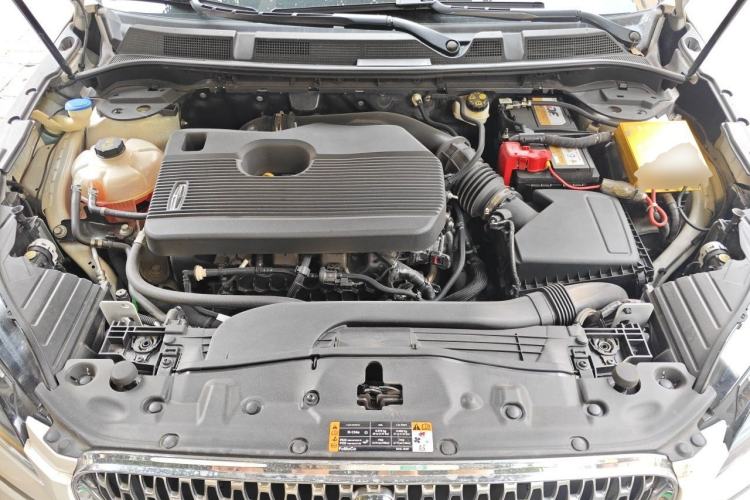 Used Lincoln Corsair 2020 2.0T Two-Wheel Drive Luxury Edition Engine Bay
