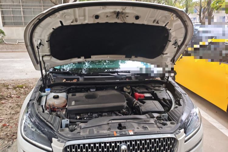 Used Lincoln Corsair 2020 2.0T Two-Wheel Drive Luxury Edition Engine Bay