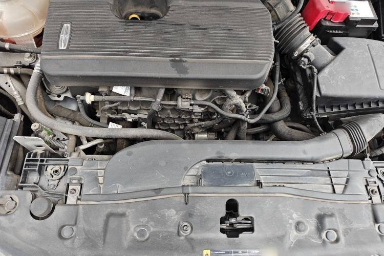 Used Lincoln Corsair 2020 2.0T Two-Wheel Drive Luxury Edition Engine Bay