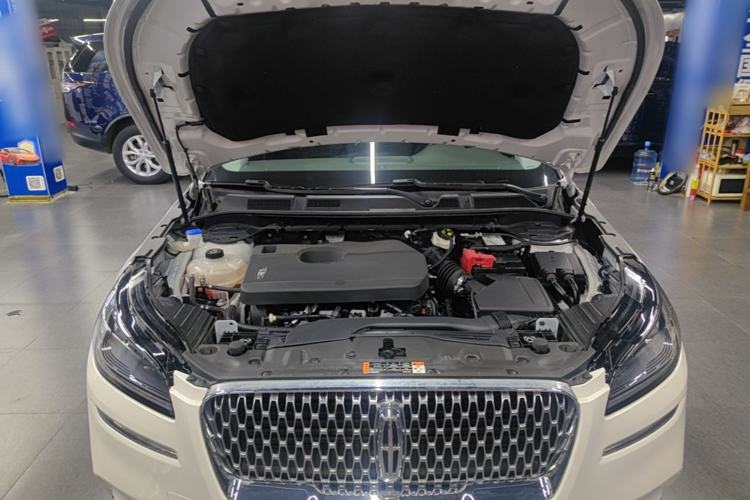 Used Lincoln Corsair 2020 2.0T Two-Wheel Drive Luxury Edition Engine Bay
