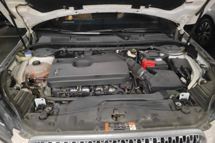 Used Lincoln Corsair 2020 2.0T Two-Wheel Drive Luxury Edition Engine Bay