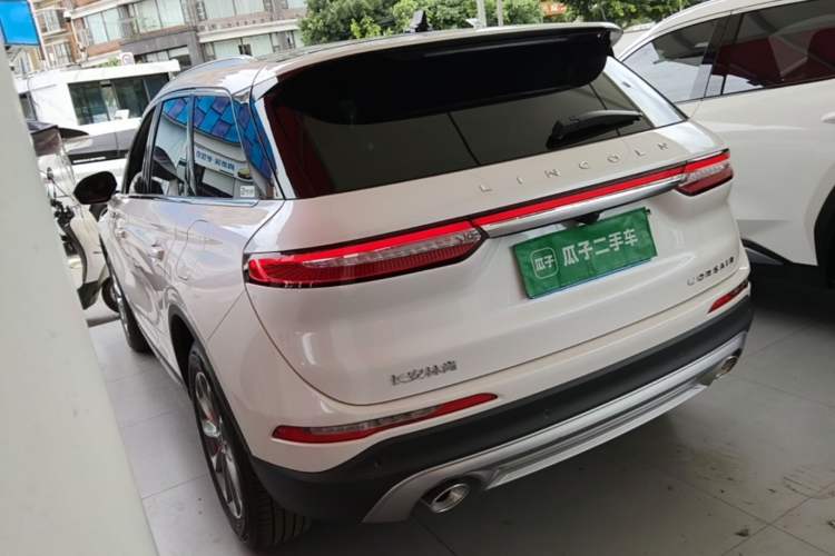Used Lincoln Corsair 2020 2.0T Two-Wheel Drive Luxury Edition Exterior 2