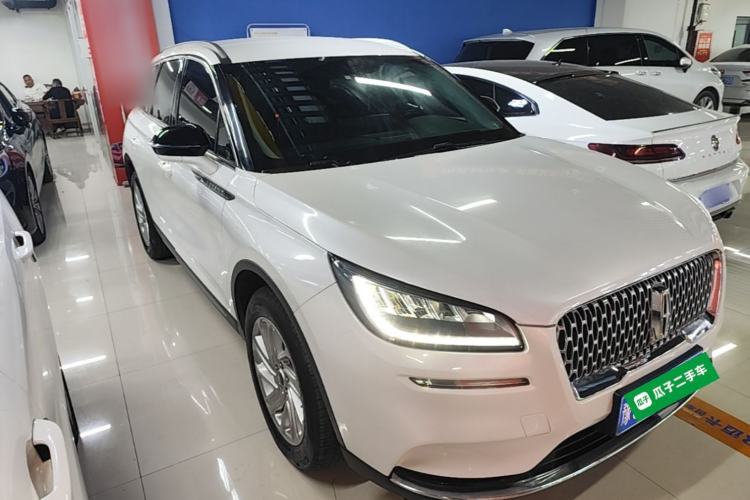 Used Lincoln Corsair 2020 2.0T Two-Wheel Drive Zunyue Edition Front Right 45 Deg