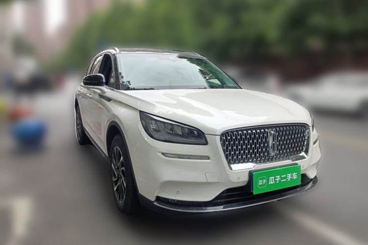 Used Lincoln Corsair 2020 2.0T Two-Wheel Drive Luxury Edition Front Right 45 Deg