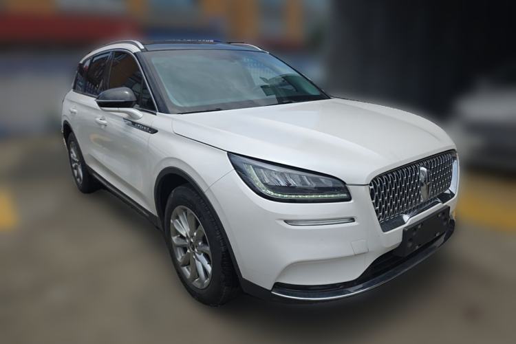 Used Lincoln Corsair 2020 2.0T Two-Wheel Drive Luxury Edition Front Right 45 Deg