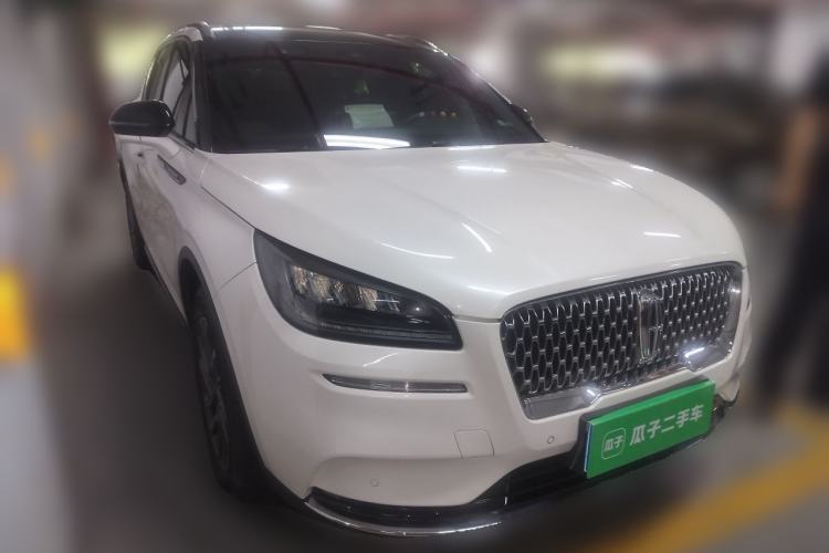 Used Lincoln Corsair 2020 2.0T Two-Wheel Drive Luxury Edition Front Right 45 Deg
