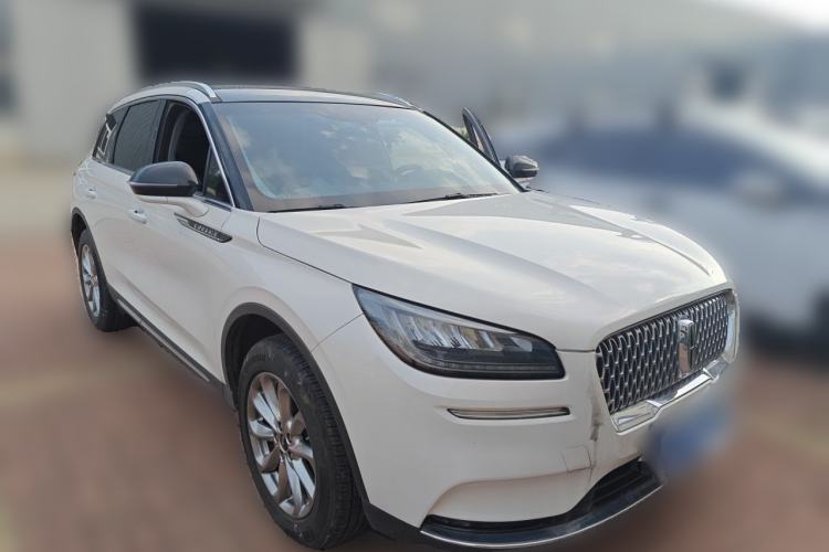 Used Lincoln Corsair 2020 2.0T Two-Wheel Drive Luxury Edition Front Right 45 Deg
