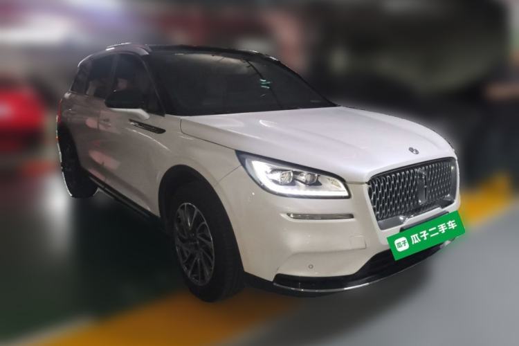 Used Lincoln Corsair 2020 2.0T Two-Wheel Drive Luxury Edition Front Right 45 Deg
