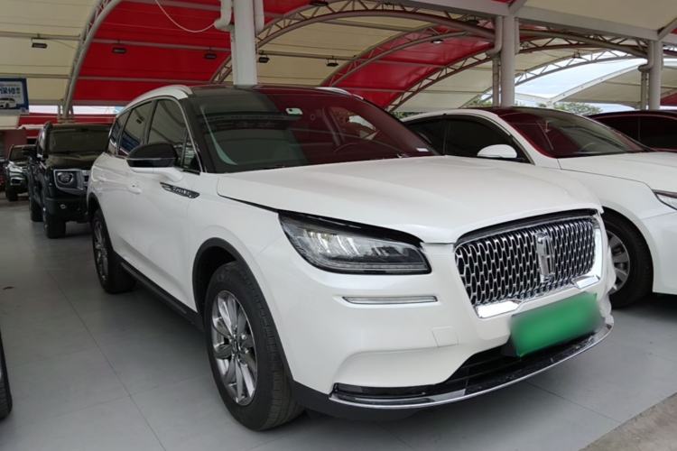 Used Lincoln Corsair 2020 2.0T Two-Wheel Drive Luxury Edition Front Right 45 Deg