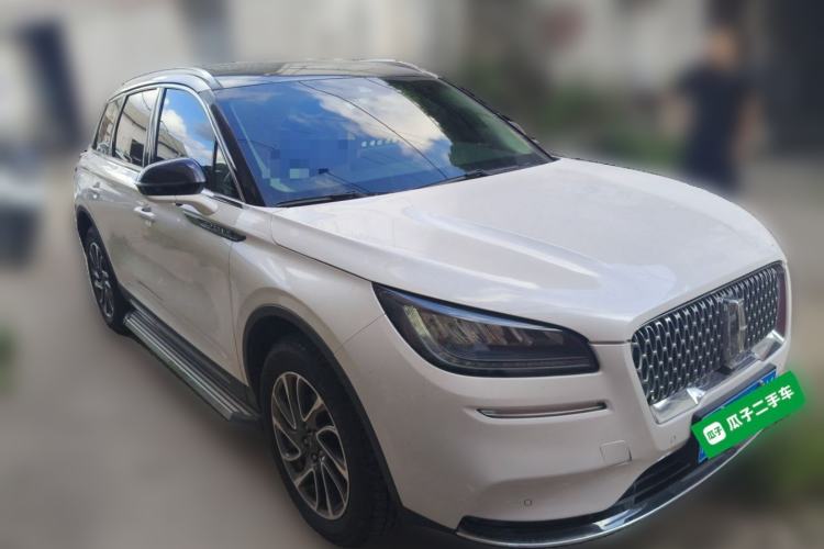 Used Lincoln Corsair 2020 2.0T Two-Wheel Drive Luxury Edition Front Right 45 Deg