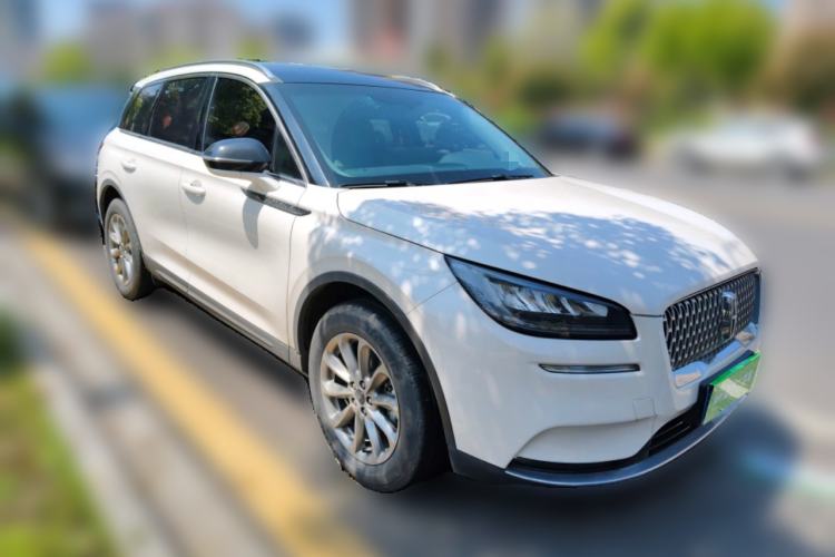 Used Lincoln Corsair 2020 2.0T Two-Wheel Drive Luxury Edition Front Right 45 Deg