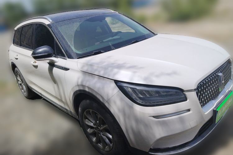 Used Lincoln Corsair 2020 2.0T Two-Wheel Drive Luxury Edition Front Right 45 Deg
