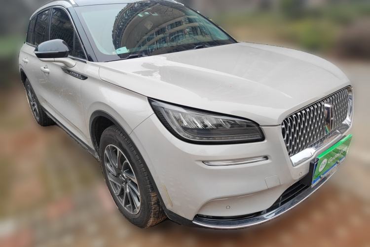 Used Lincoln Corsair 2020 2.0T Two-Wheel Drive Luxury Edition Front Right 45 Deg