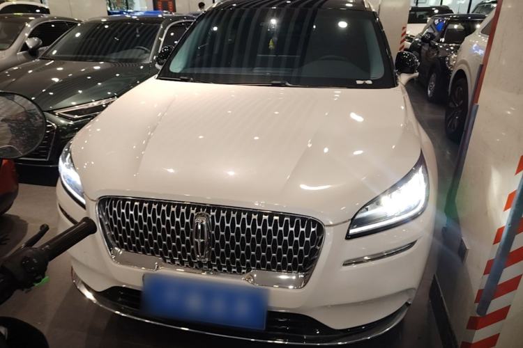 Used Lincoln Corsair 2020 2.0T Two-Wheel Drive Luxury Edition Front