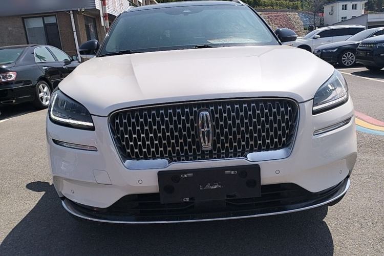 Used Lincoln Corsair 2020 2.0T Two-Wheel Drive Luxury Edition Front