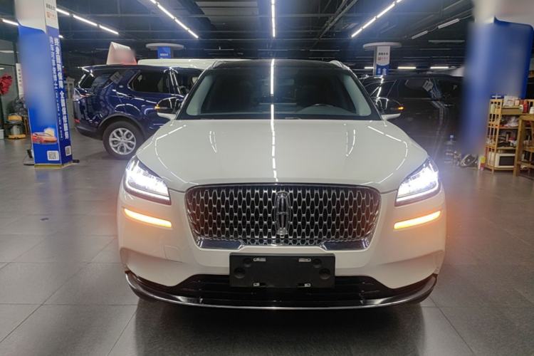 Used Lincoln Corsair 2020 2.0T Two-Wheel Drive Luxury Edition Front