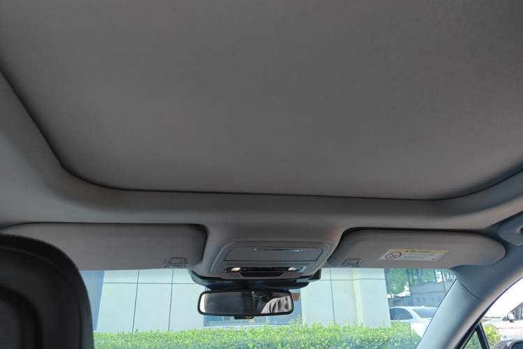 Used Lincoln Corsair 2020 2.0T Two-Wheel Drive Luxury Edition Headliner