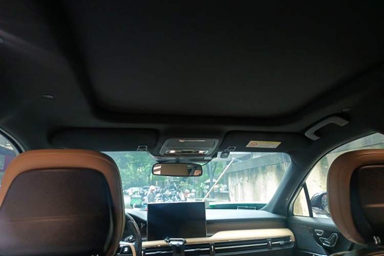 Used Lincoln Corsair 2020 2.0T Two-Wheel Drive Luxury Edition Headliner