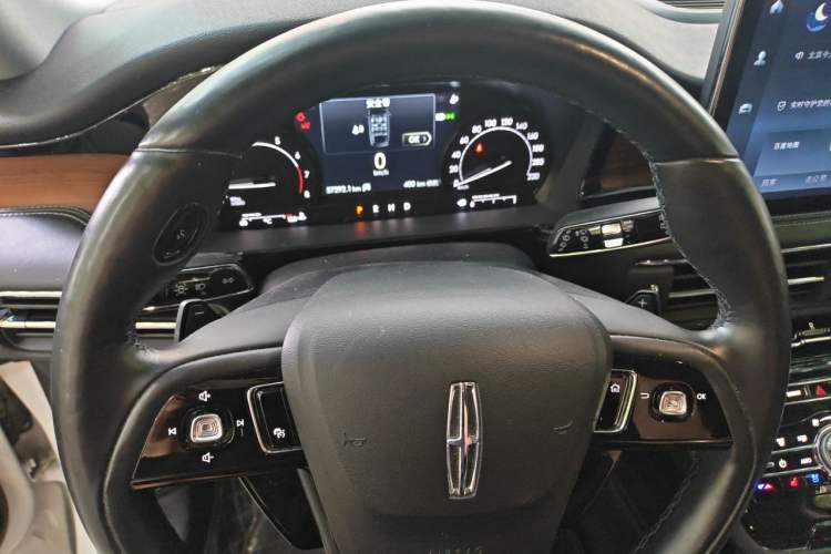Used Lincoln Corsair 2020 2.0T Two-Wheel Drive Luxury Edition Instrument Cluster