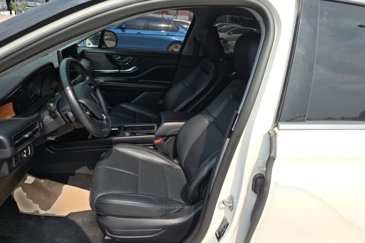 Used Lincoln Corsair 2020 2.0T Two-Wheel Drive Luxury Edition Left Front Seat