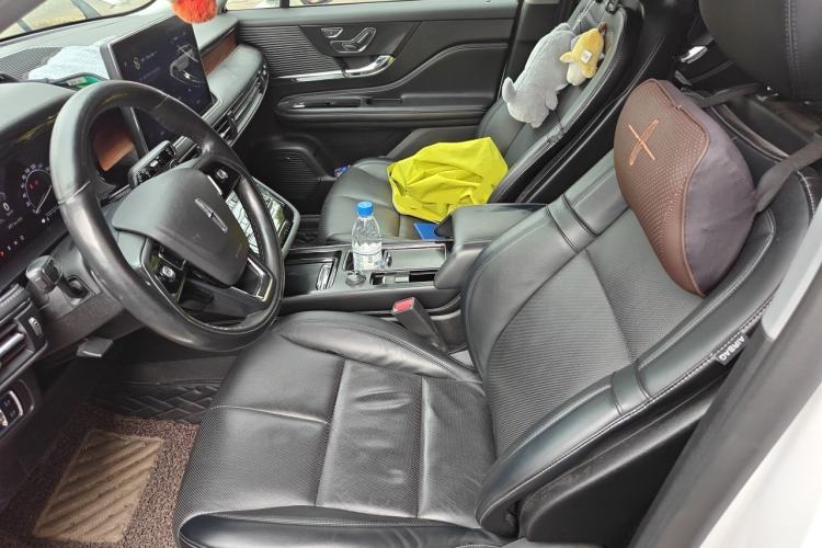 Used Lincoln Corsair 2020 2.0T Two-Wheel Drive Luxury Edition Left Front Seat