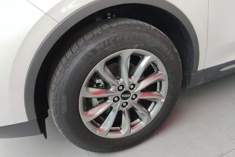 Used Lincoln Corsair 2020 2.0T Two-Wheel Drive Luxury Edition Left Front Wheel Hub