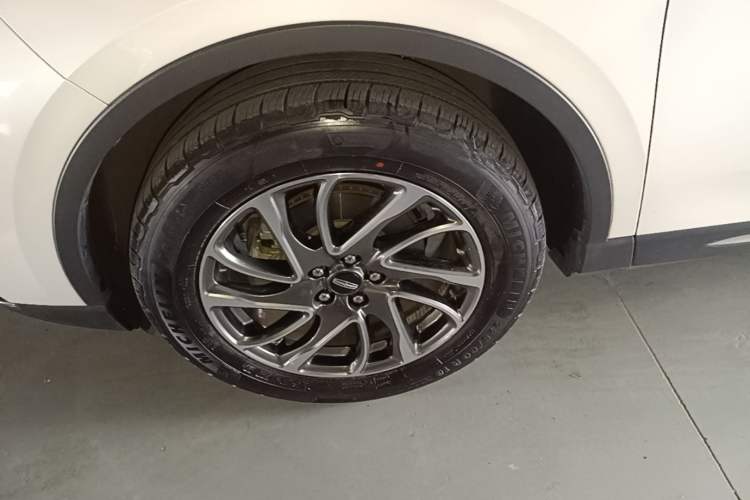 Used Lincoln Corsair 2020 2.0T Four-Wheel Drive Luxury Edition Left Front Wheel Hub
