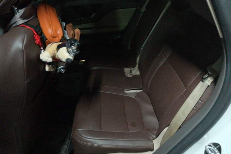 Used Lincoln Corsair 2020 2.0T Two-Wheel Drive Luxury Edition Left Rear Seat