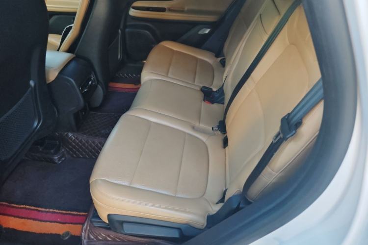 Used Lincoln Corsair 2020 2.0T Two-Wheel Drive Luxury Edition Left Rear Seat