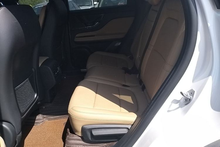Used Lincoln Corsair 2020 2.0T Two-Wheel Drive Luxury Edition Left Rear Seat