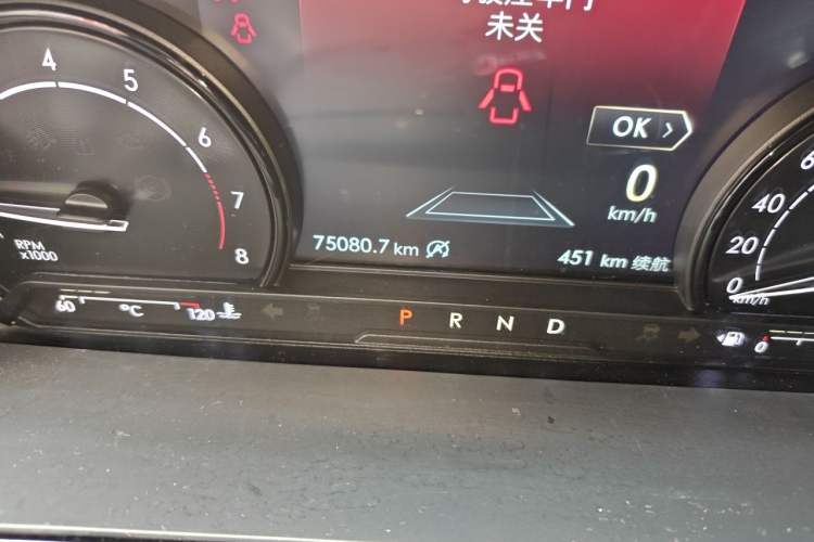 Used Lincoln Corsair 2020 2.0T Two-Wheel Drive Luxury Edition Odometer Close Up