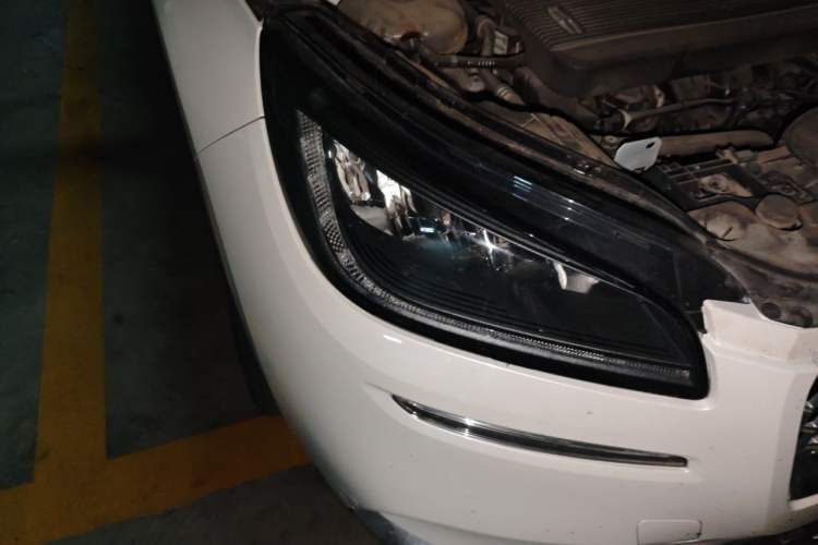 Used Lincoln Corsair 2020 2.0T Two-Wheel Drive Luxury Edition Right Front Headlight