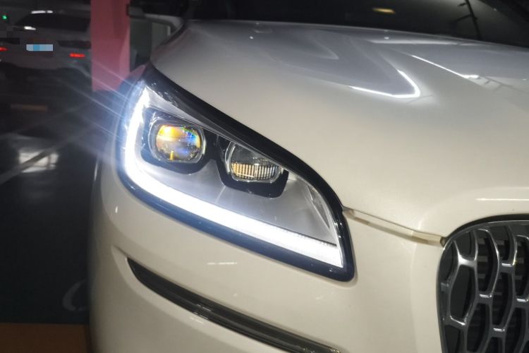 Used Lincoln Corsair 2020 2.0T Two-Wheel Drive Luxury Edition Right Front Headlight