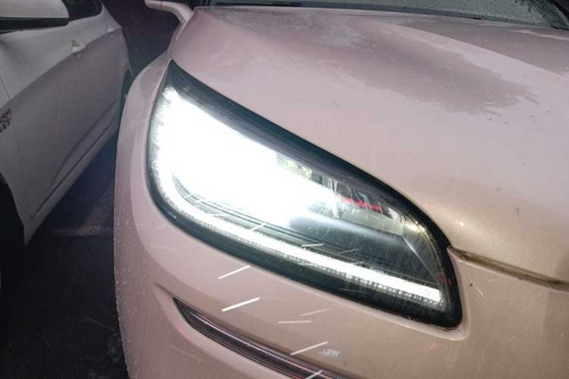 Used Lincoln Corsair 2020 2.0T Two-Wheel Drive Luxury Edition Right Front Headlight
