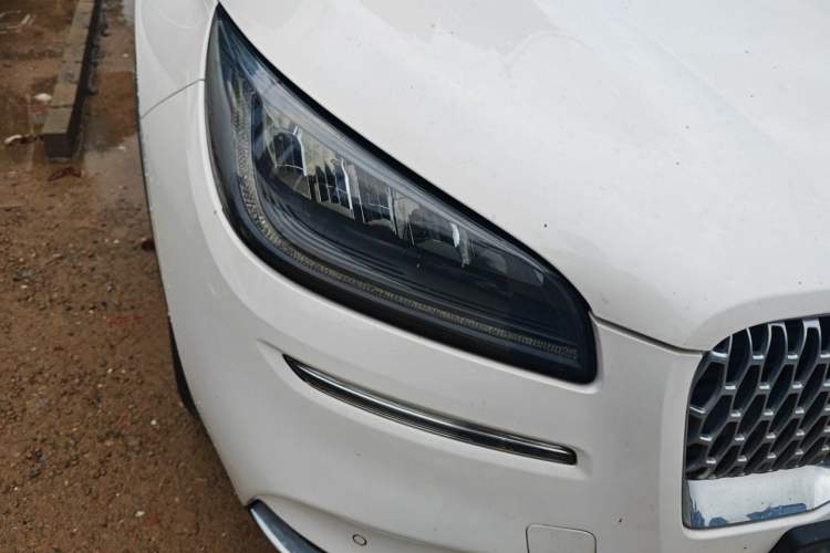Used Lincoln Corsair 2020 2.0T Two-Wheel Drive Luxury Edition Right Front Headlight