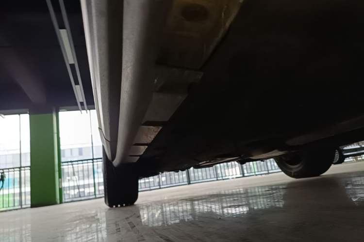 Used Lincoln Corsair 2020 2.0T Four-Wheel Drive Luxury Edition Right Side Sill
