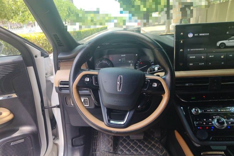 Used Lincoln Corsair 2020 2.0T Two-Wheel Drive Luxury Edition Steering Wheel