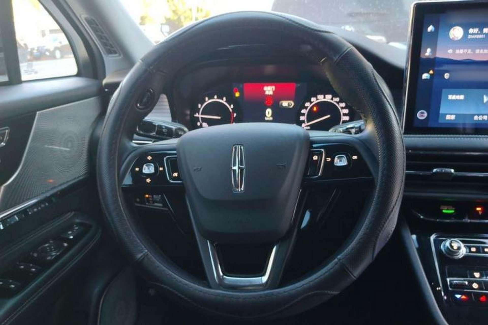 Used Lincoln Corsair 2020 2.0T Two-Wheel Drive Luxury Edition Steering Wheel